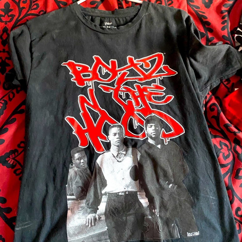 Medium graphic Tee